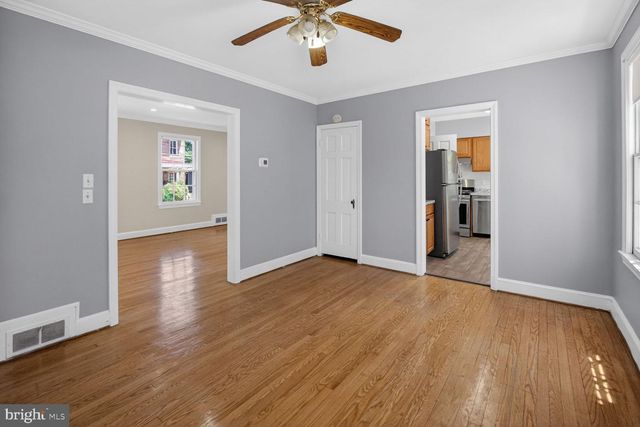 4712 PINEY BRANCH RD NW, Washington, DC 20011