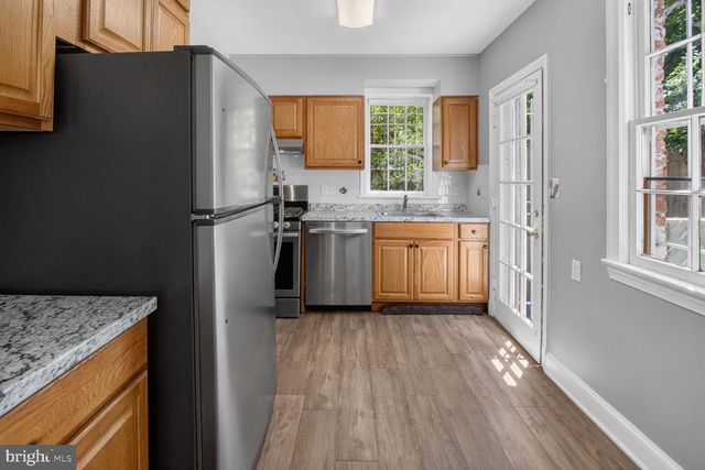 4712 PINEY BRANCH RD NW, Washington, DC 20011