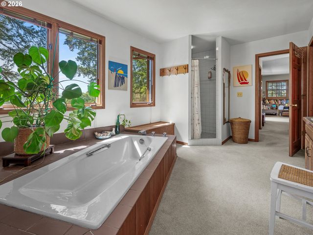 26465 Nw WEST UNION Rd, Hillsboro, OR 97124