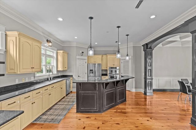 214 Royal Orleans Court, Dothan, AL 36305