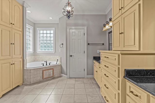 214 Royal Orleans Court, Dothan, AL 36305