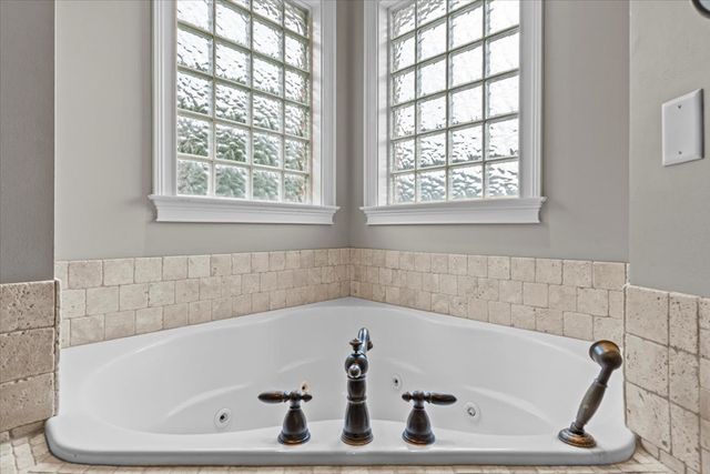 214 Royal Orleans Court, Dothan, AL 36305