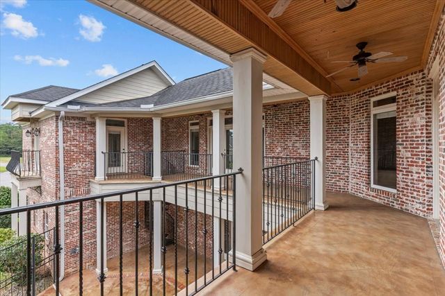 214 Royal Orleans Court, Dothan, AL 36305