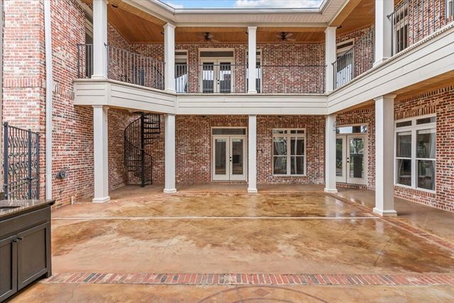 214 Royal Orleans Court, Dothan, AL 36305