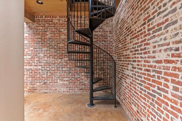 214 Royal Orleans Court, Dothan, AL 36305