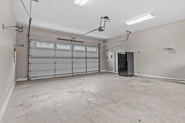 214 Royal Orleans Court, Dothan, AL 36305