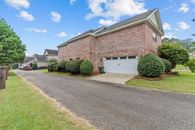 214 Royal Orleans Court, Dothan, AL 36305