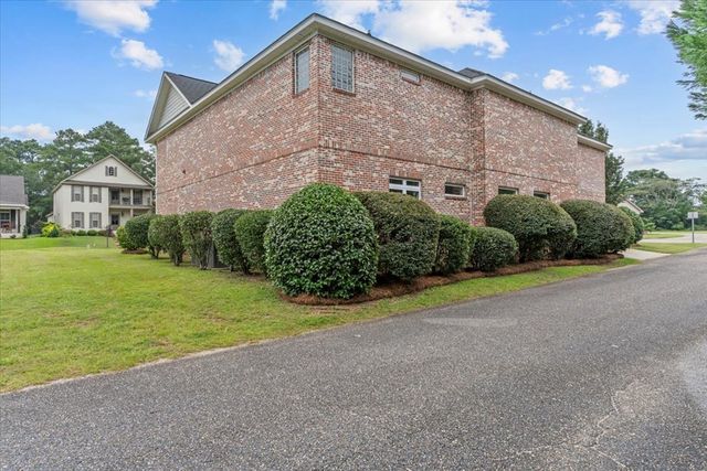 214 Royal Orleans Court, Dothan, AL 36305