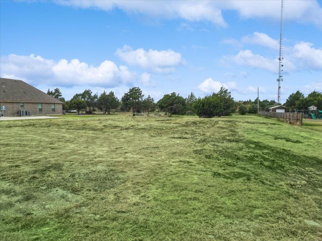 4331 Roberts Lane, Midlothian, TX 76065