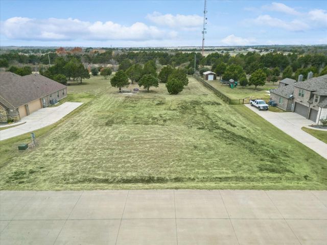 4331 Roberts Lane, Midlothian, TX 76065