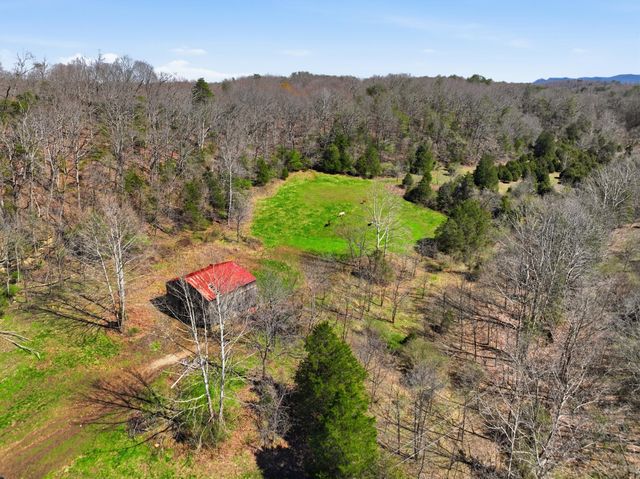 9098 Winchester Road, Irvine, KY 40336