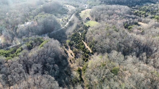 9098 Winchester Road, Irvine, KY 40336