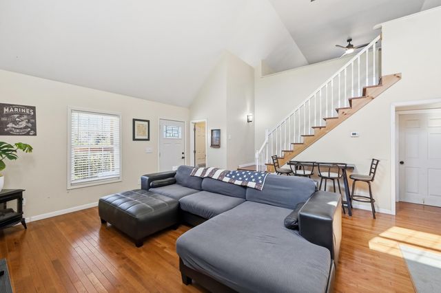 9098 Winchester Road, Irvine, KY 40336