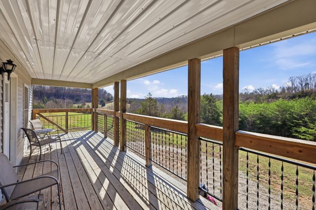 9098 Winchester Road, Irvine, KY 40336