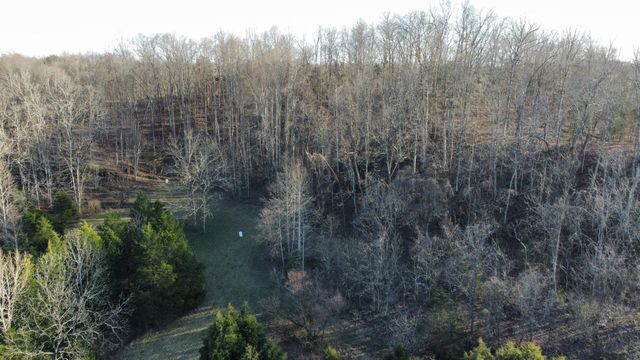 9098 Winchester Road, Irvine, KY 40336