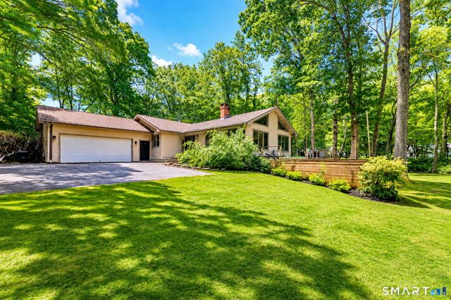 147 Johnson Pond Lane, Westbrook, CT 06498