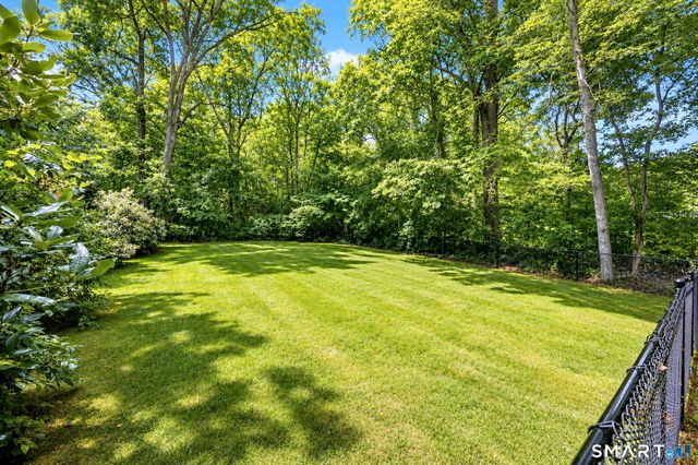 147 Johnson Pond Lane, Westbrook, CT 06498