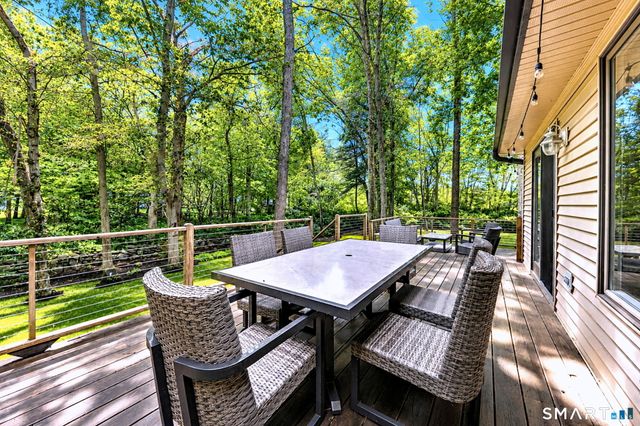 147 Johnson Pond Lane, Westbrook, CT 06498