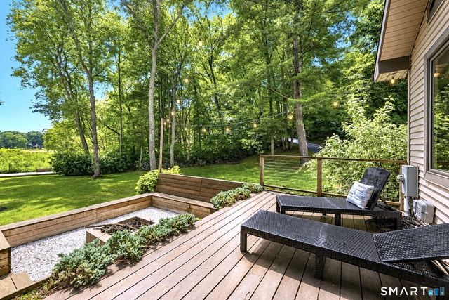 147 Johnson Pond Lane, Westbrook, CT 06498