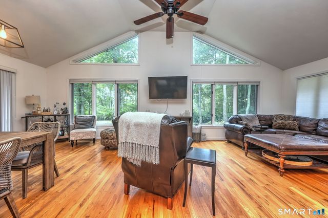 147 Johnson Pond Lane, Westbrook, CT 06498