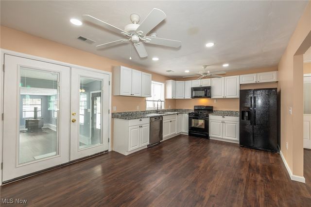 1519 Westwood Drive, Lorain, OH 44053