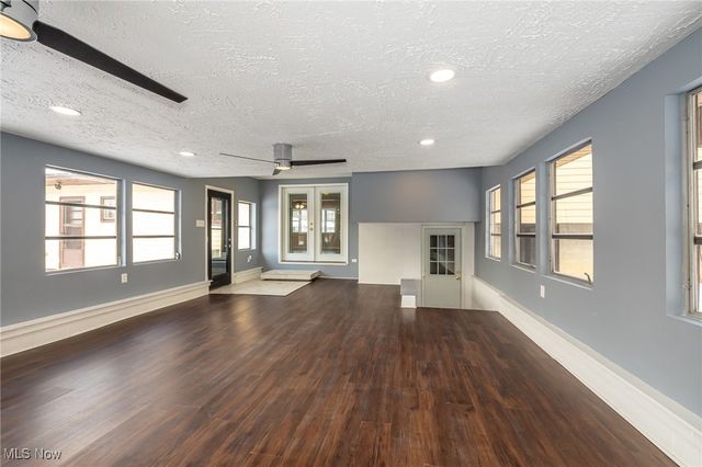 1519 Westwood Drive, Lorain, OH 44053