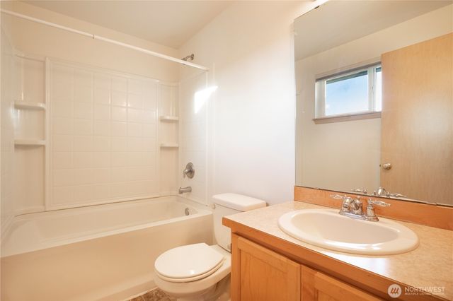 509 Milwaukee Boulevard S, Pacific, WA 98047