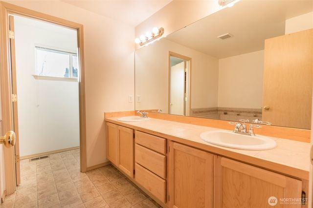 509 Milwaukee Boulevard S, Pacific, WA 98047