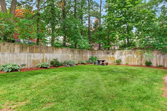 993 Massachusettes 113, Arlington, MA 02474