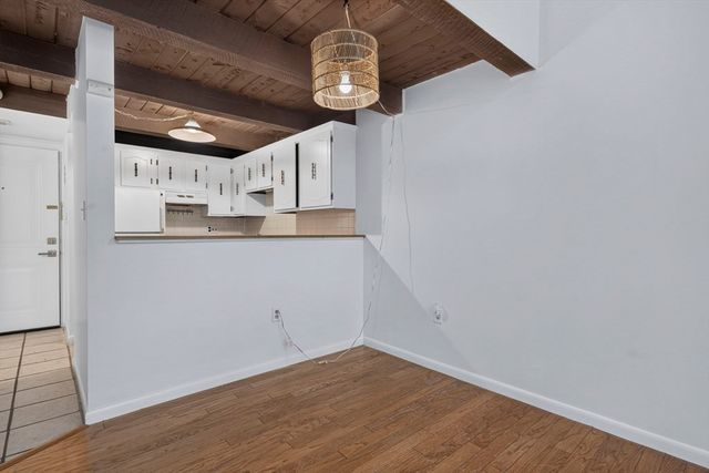 993 Massachusettes 113, Arlington, MA 02474