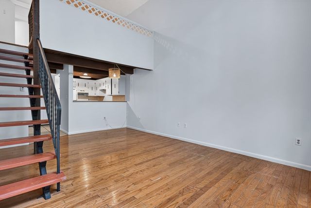 993 Massachusettes 113, Arlington, MA 02474