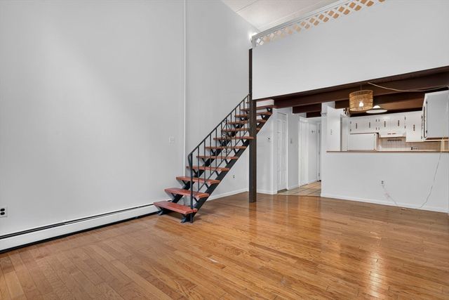 993 Massachusettes 113, Arlington, MA 02474