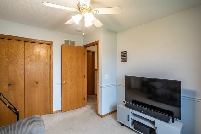 1804 W Cheyenne Court, Polk City, IA 50226