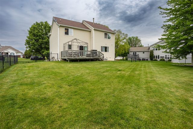 1804 W Cheyenne Court, Polk City, IA 50226