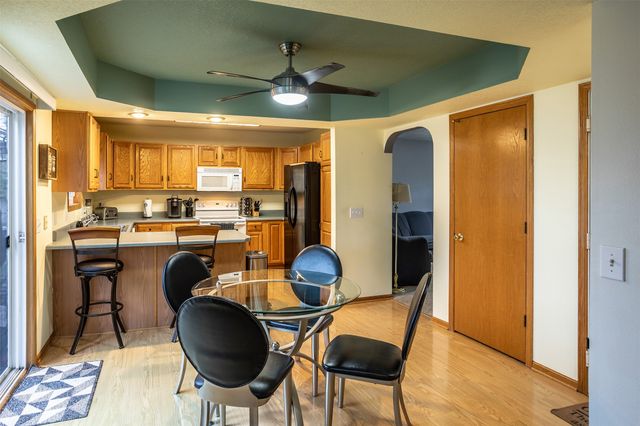 1804 W Cheyenne Court, Polk City, IA 50226