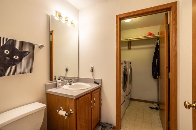 1804 W Cheyenne Court, Polk City, IA 50226
