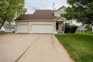 1804 W Cheyenne Court, Polk City, IA 50226