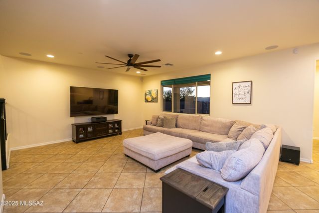 4834 W Willow Wind Way, Tucson, AZ 85741