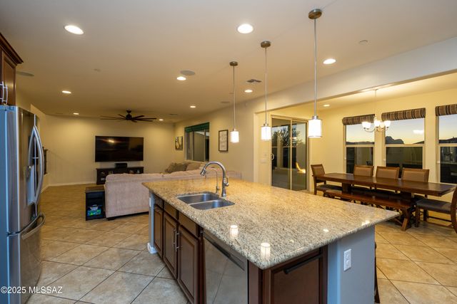 4834 W Willow Wind Way, Tucson, AZ 85741