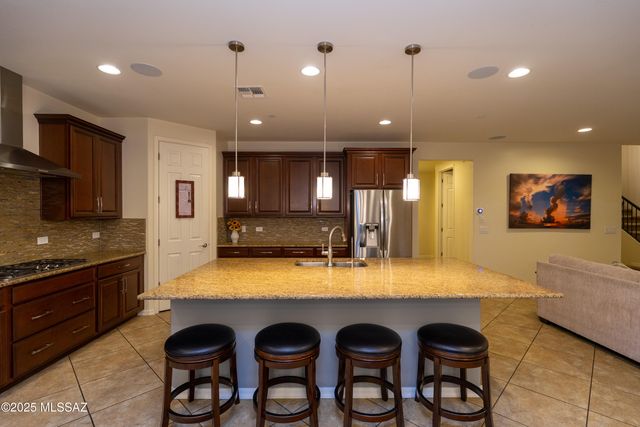 4834 W Willow Wind Way, Tucson, AZ 85741