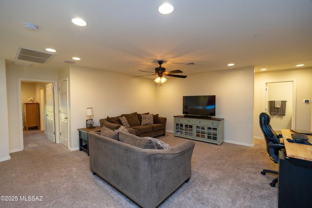 4834 W Willow Wind Way, Tucson, AZ 85741