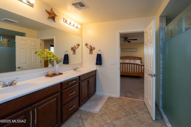 4834 W Willow Wind Way, Tucson, AZ 85741