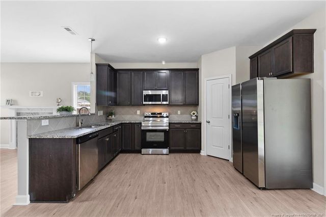 388 Dundee Farm Road, Raeford, NC 28376