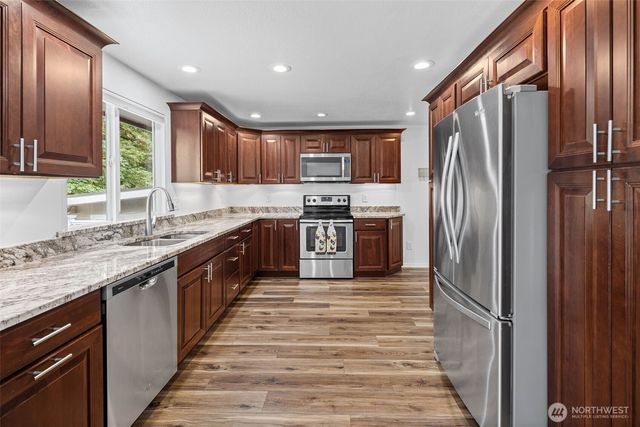 3204 88th Avenue E, Edgewood, WA 98371