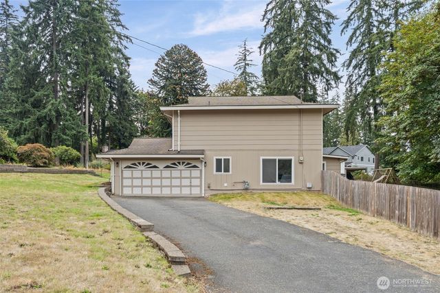 3204 88th Avenue E, Edgewood, WA 98371