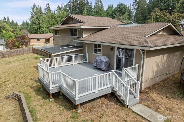 3204 88th Avenue E, Edgewood, WA 98371