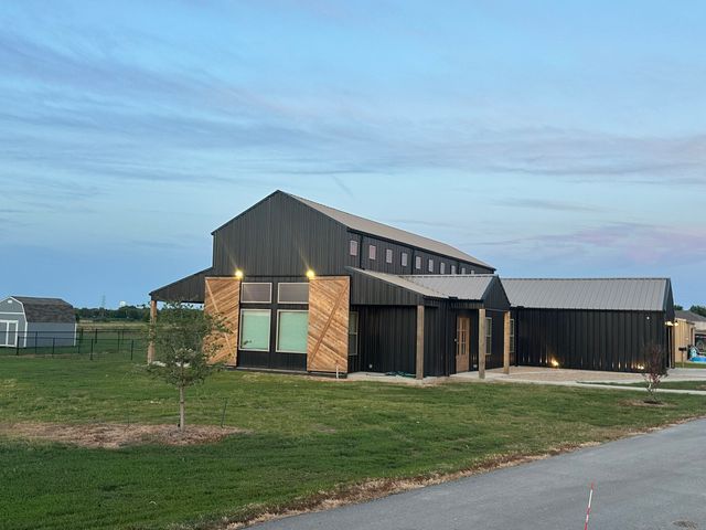 511 John Davis Road, Italy, TX 76651