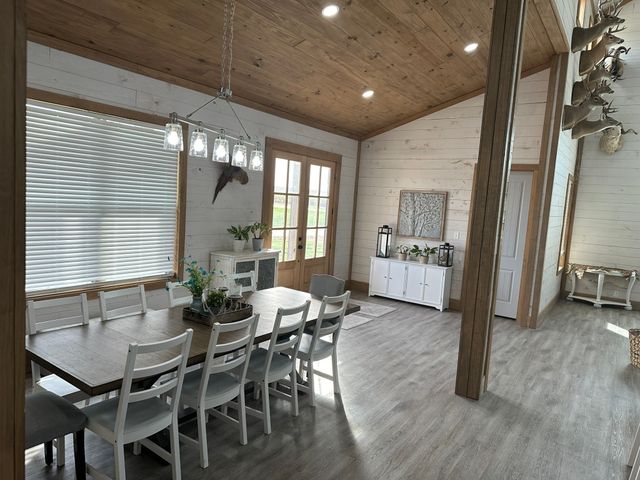 511 John Davis Road, Italy, TX 76651