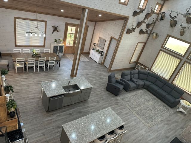 511 John Davis Road, Italy, TX 76651