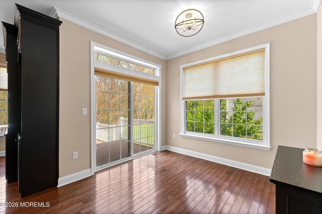 55 Hedgerow Lane, Manalapan, NJ 07726